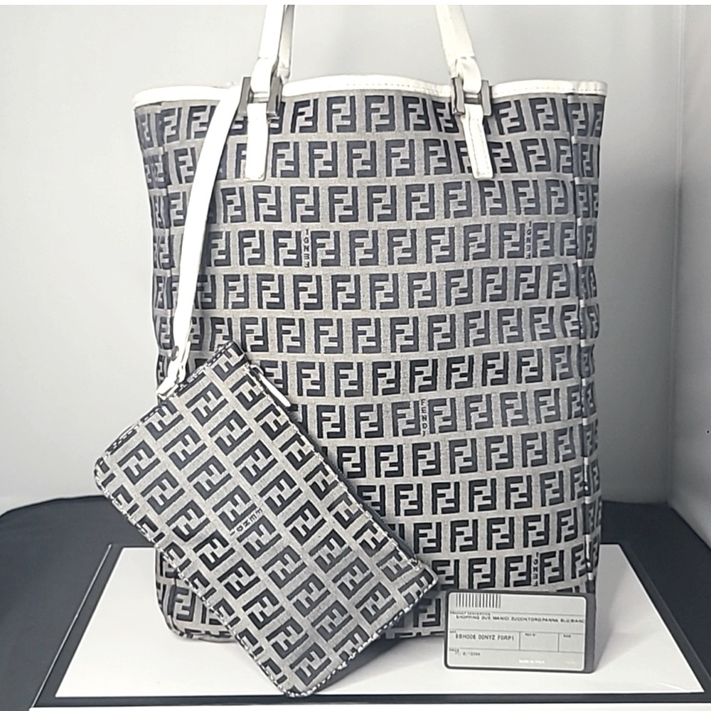 FENDI VINTAGE 2000 SHOPPING DUE MANICI ZUCCHINO TOTE BAG NAVY LOGO/WHT LEATHER